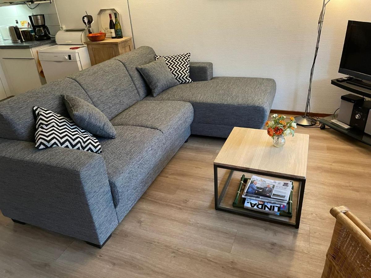 Tante Truus, een Torenhoeve appartement Nieuw-Haamstede Buitenkant foto